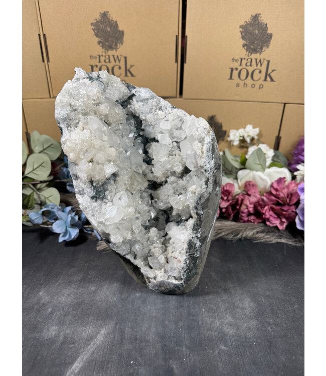 Apophyllite Specimen #1507, 5008gr