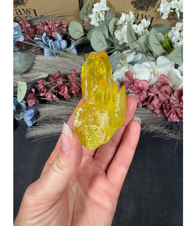 Yellow Aura Cluster #101, 104gr