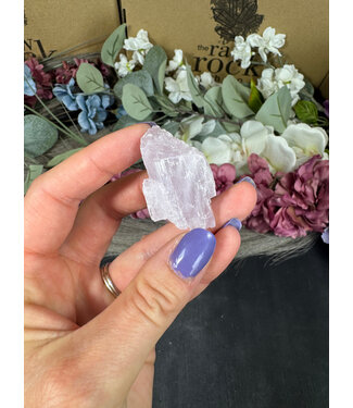 Rough Kunzite Piece #196, 18gr