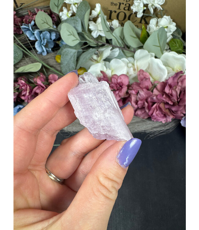 Rough Kunzite Piece #189, 30gr