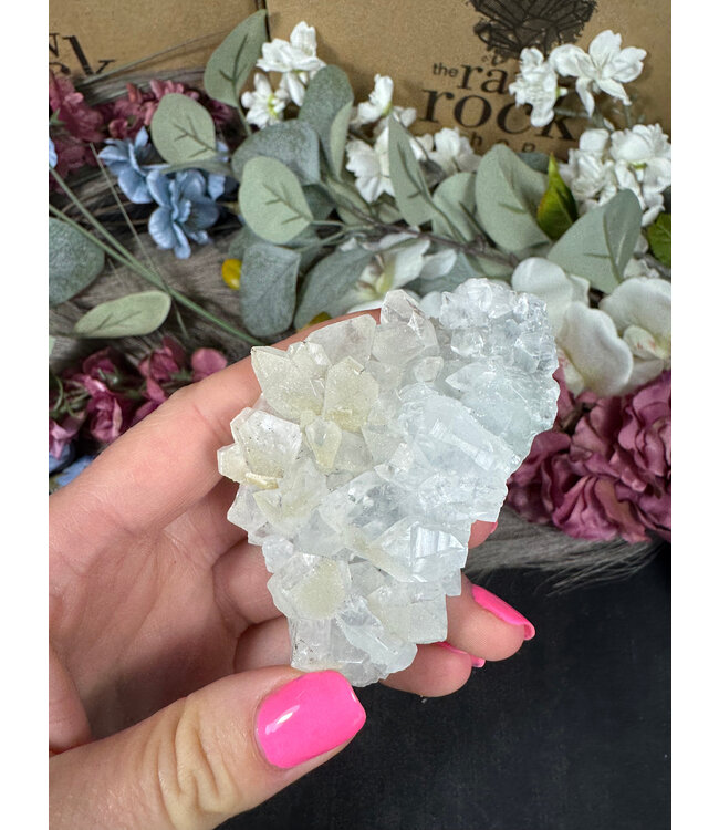 Apophyllite Specimen #1573, 108gr