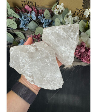 Rough Clear Quartz Size 9 [800-899gr]