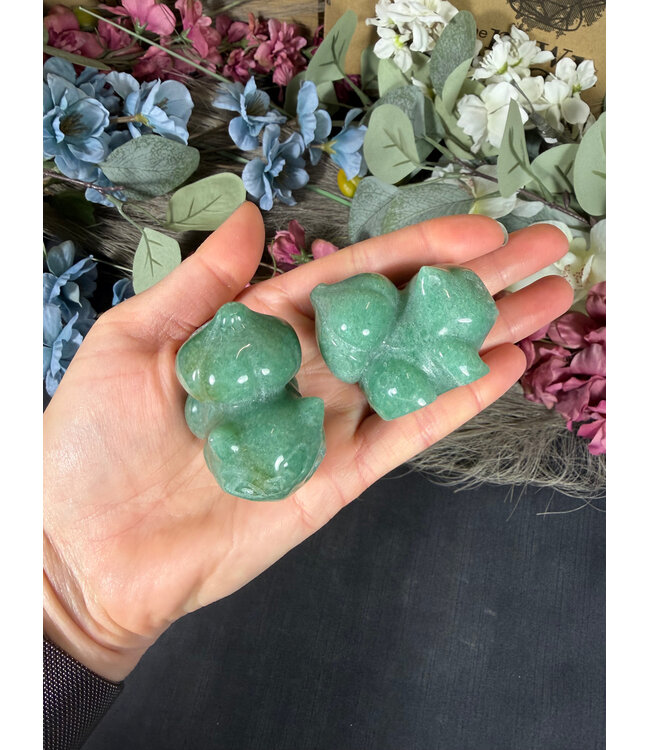 Green Aventurine Bulbasaur Carving, Pokémon Carving