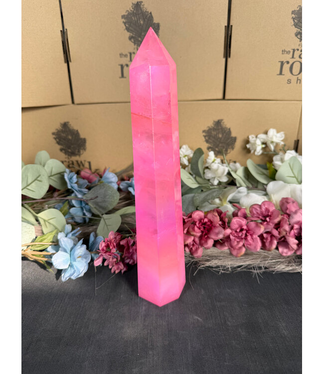 Pink Aura Quartz Tower #6, 832gr