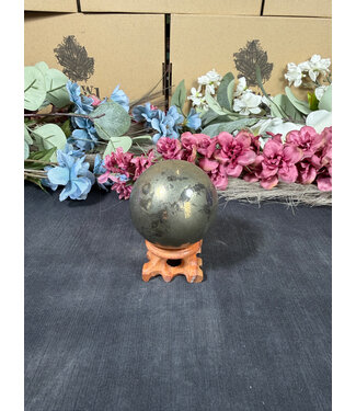 Pyrite Sphere #13, 57mm, 464gr Pyrite Sphere #13, 57mm, 464gr