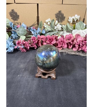 Labradorite Sphere #12, 63.9mm, 374gr Labradorite Sphere #12, 63.9mm, 374gr