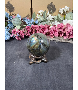 Labradorite Sphere #11, 61.7mm, 348gr Labradorite Sphere #11, 61.7mm, 348gr