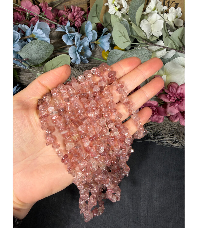 Strawberry Quartz Chip Beads Polished 31.5" Strand