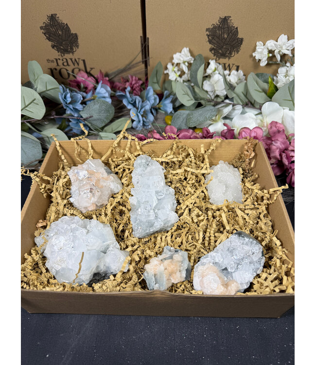 Apophyllite Specimen Bulk Lot #1, 994gr