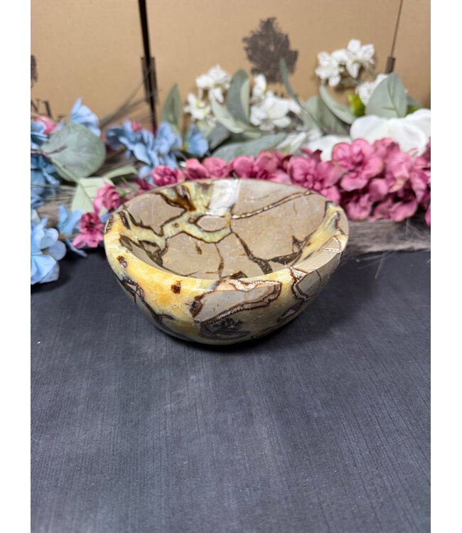 Septarian Bowl #8, 1086gr