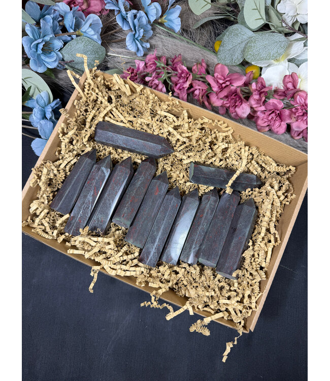 Heliotrope Bloodstone Points 1KG bulk lot