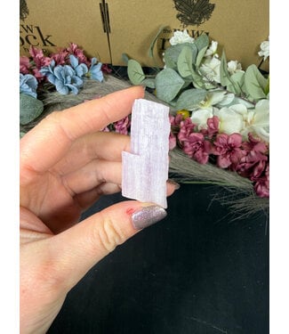 Rough Kunzite Piece #199, 34.03gr