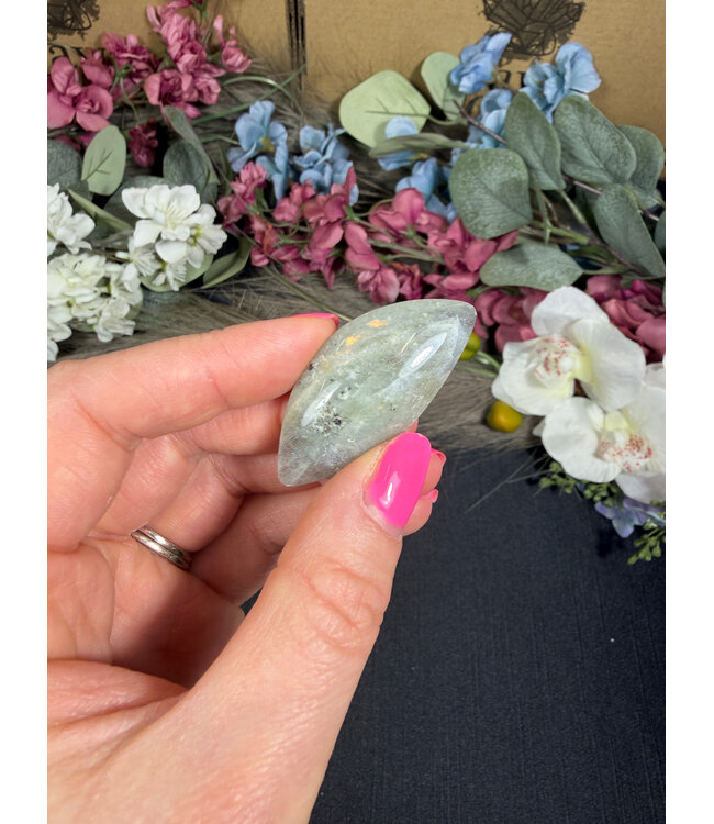 Labradorite Cabochon #21, 10.3gr