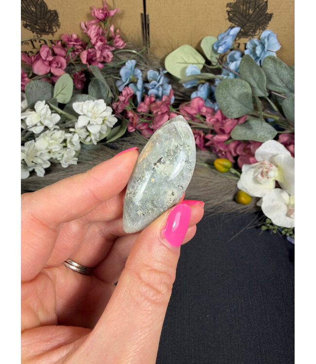 Labradorite Cabochon #10, 12.54gr