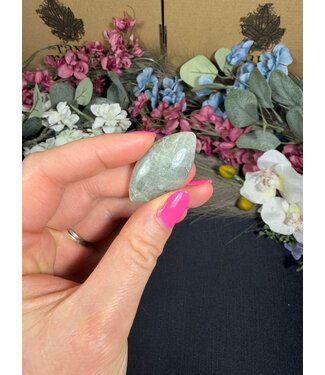 Labradorite Cabochon #5, 8.3gr