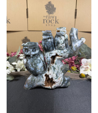 Moss Agate Owl Carving 1532gr