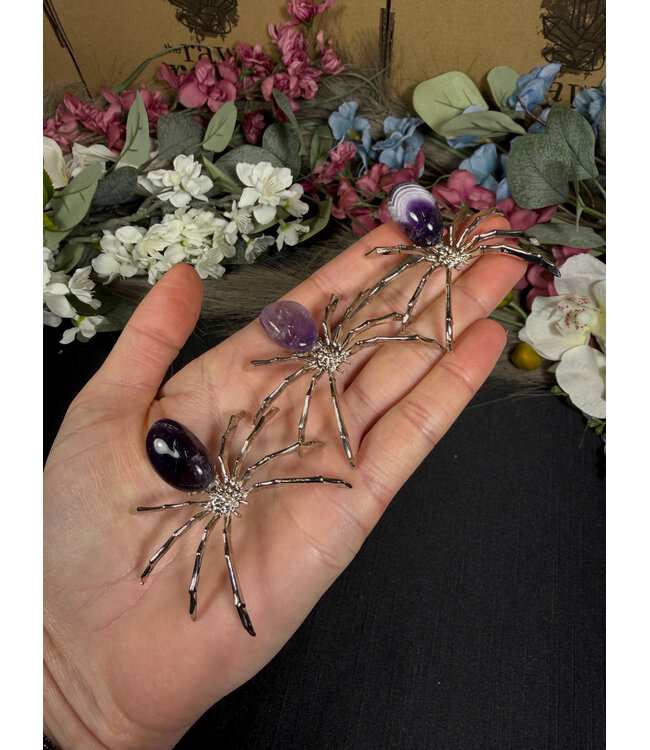 Amethyst Spiders, Oval Stone