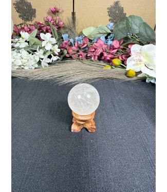Clear Quartz Sphere #25, 37.4mm, 72.72gr