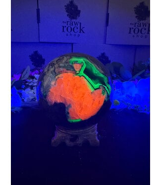 Fluorescent Agate Sphere #50, 132.6mm, 2950gr