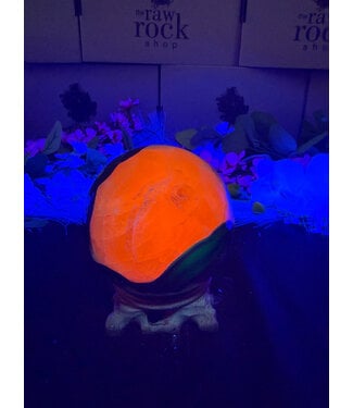 Fluorescent Agate Sphere #48, 107.7mm, 1672gr