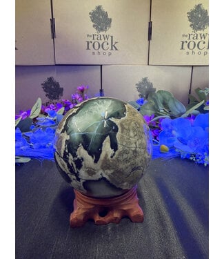 Fluorescent Agate Sphere #45, 113.3mm, 1938gr