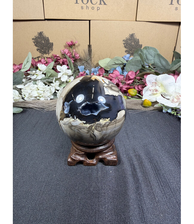 Fluorescent Agate Sphere #7, 85.2mm, 768gr