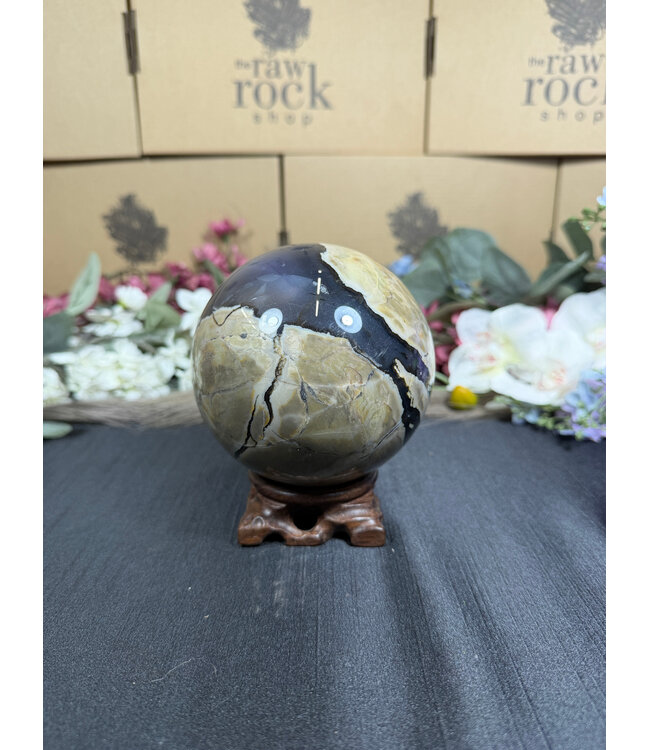 Fluorescent Agate Sphere #28, 102.3mm, 1420gr