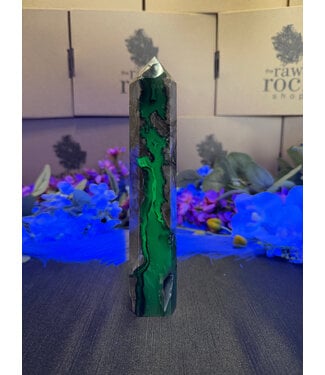 Fluorescent Agate Tower #43, 366gr