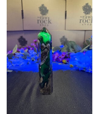 Fluorescent Agate Tower #19, 270gr