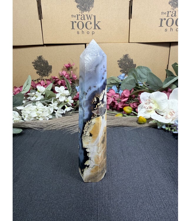 Fluorescent Agate Tower #16, 266gr