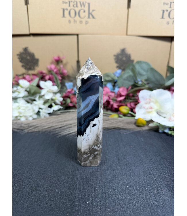 Fluorescent Agate Tower #4, 186gr