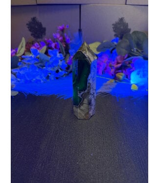 Fluorescent Agate Tower #2, 220gr