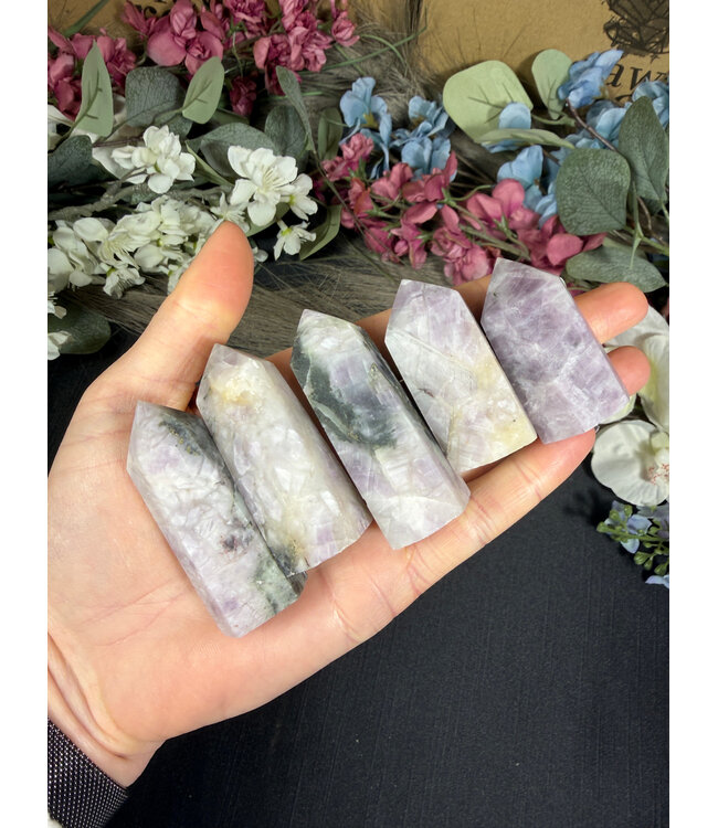 Kunzite Point, Size Small [25-49gr]