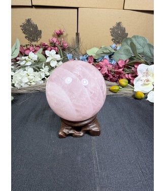Rose Quartz Sphere #4, 824gr, 83.9mm