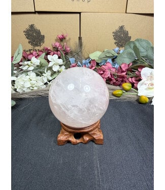 Rose Quartz Sphere #3, 750gr, 81.3mm