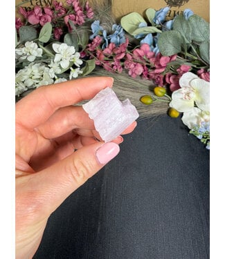 Rough Kunzite Piece #221, 27.5gr