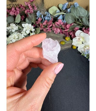 Rough Kunzite Piece #210, 15.14gr