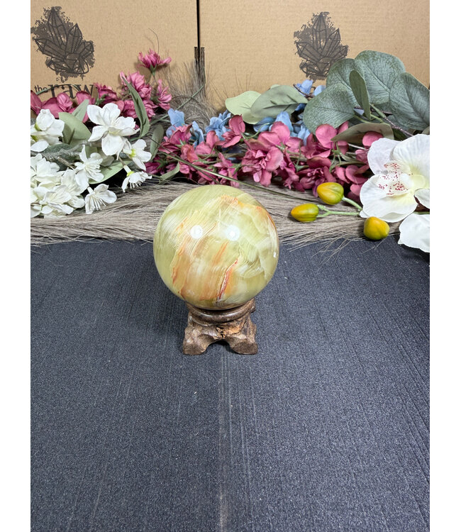 Green Banded Onyx Sphere #5, 252gr, 55.9mm