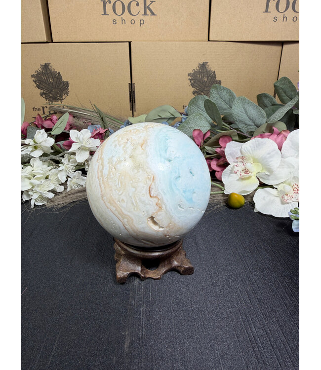 Caribbean Calcite Sphere #10, 1102gr, 92mm