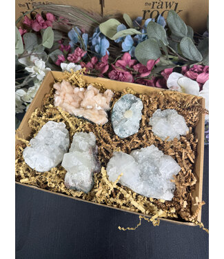 Apophyllite Specimen Bulk Lot #5, 1008gr