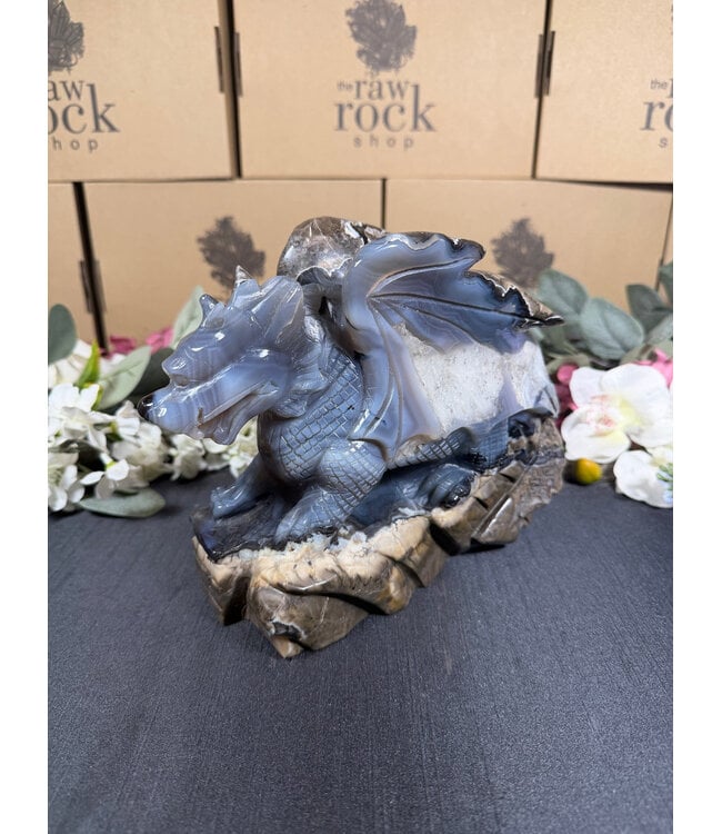 Fluorescent Agate Dragon Statue #1, 3048gr