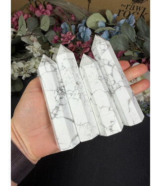 Howlite Point, Size X-Large [100-124gr]