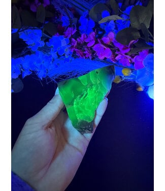 Fluorescent Agate Freeform #90, 130.37gr