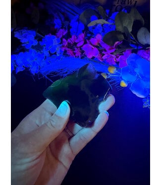Fluorescent Agate Freeform #87, 90.67gr