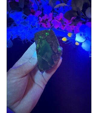 Fluorescent Agate Freeform #71, 133.37gr