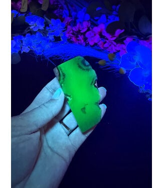 Fluorescent Agate Freeform #56, 90.69gr