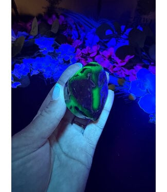 Fluorescent Agate Freeform #52, 70.95gr