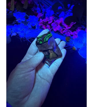 Fluorescent Agate Freeform #51, 100.07gr
