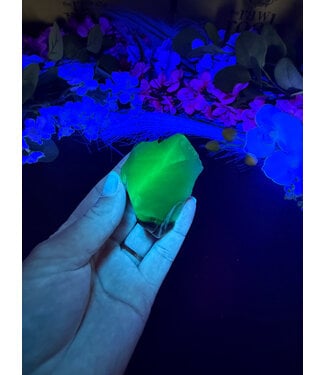 Fluorescent Agate Freeform #31, 88.8gr