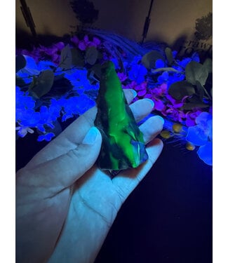 Fluorescent Agate Freeform #27, 71.27gr